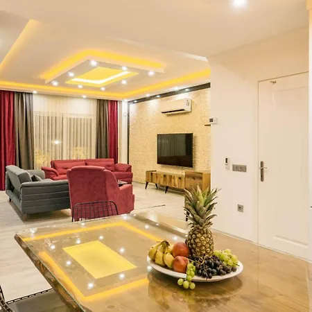 عظيم Villa